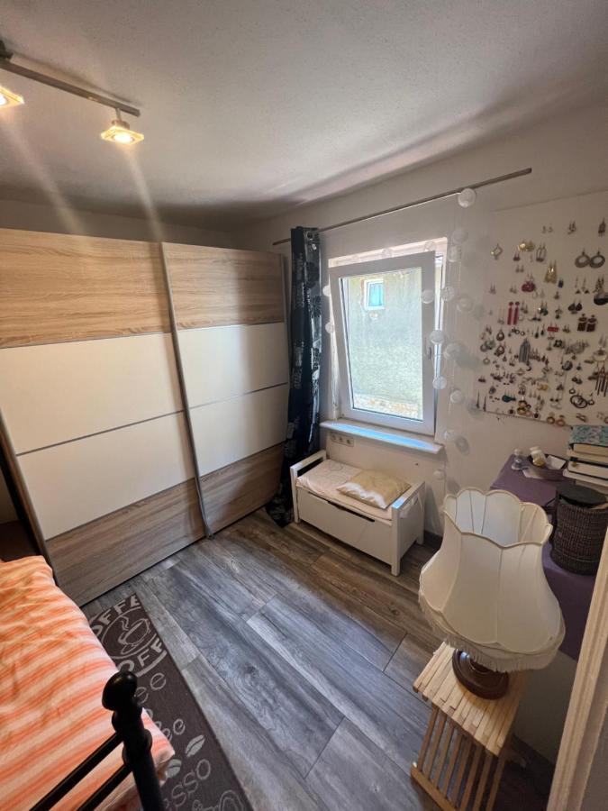 Gaestehaus Linden -Zweibettzimmer Екстер'єр фото